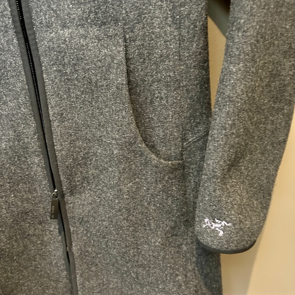 ARC'TERYX Gray Wool Coat (Size X-Small) - Picture 5 of 9